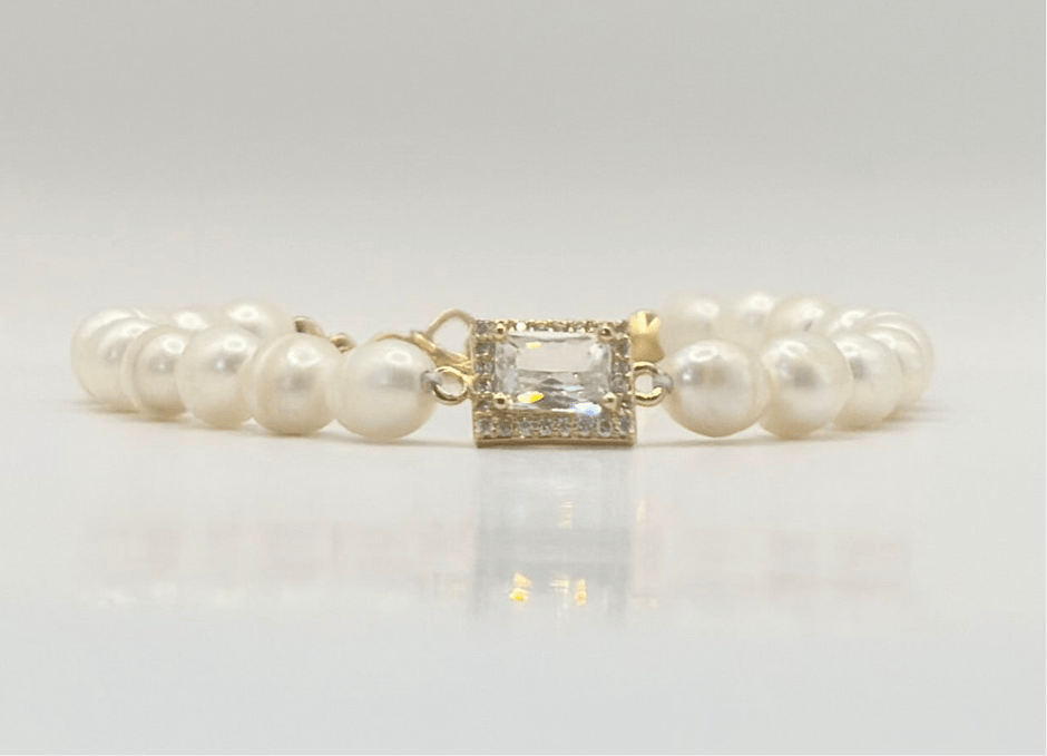 Freshwater Pearl & Baguette Crystal Bracelet – 18k Gold - Plated | Bonita Jewels of Brazil - Bonita Jewels of Brazil