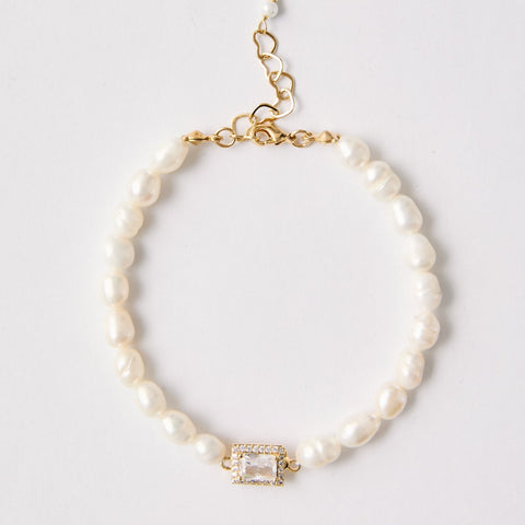 Freshwater Pearl & Baguette Crystal Bracelet – 18k Gold - Plated | Bonita Jewels of Brazil - Bonita Jewels of Brazil